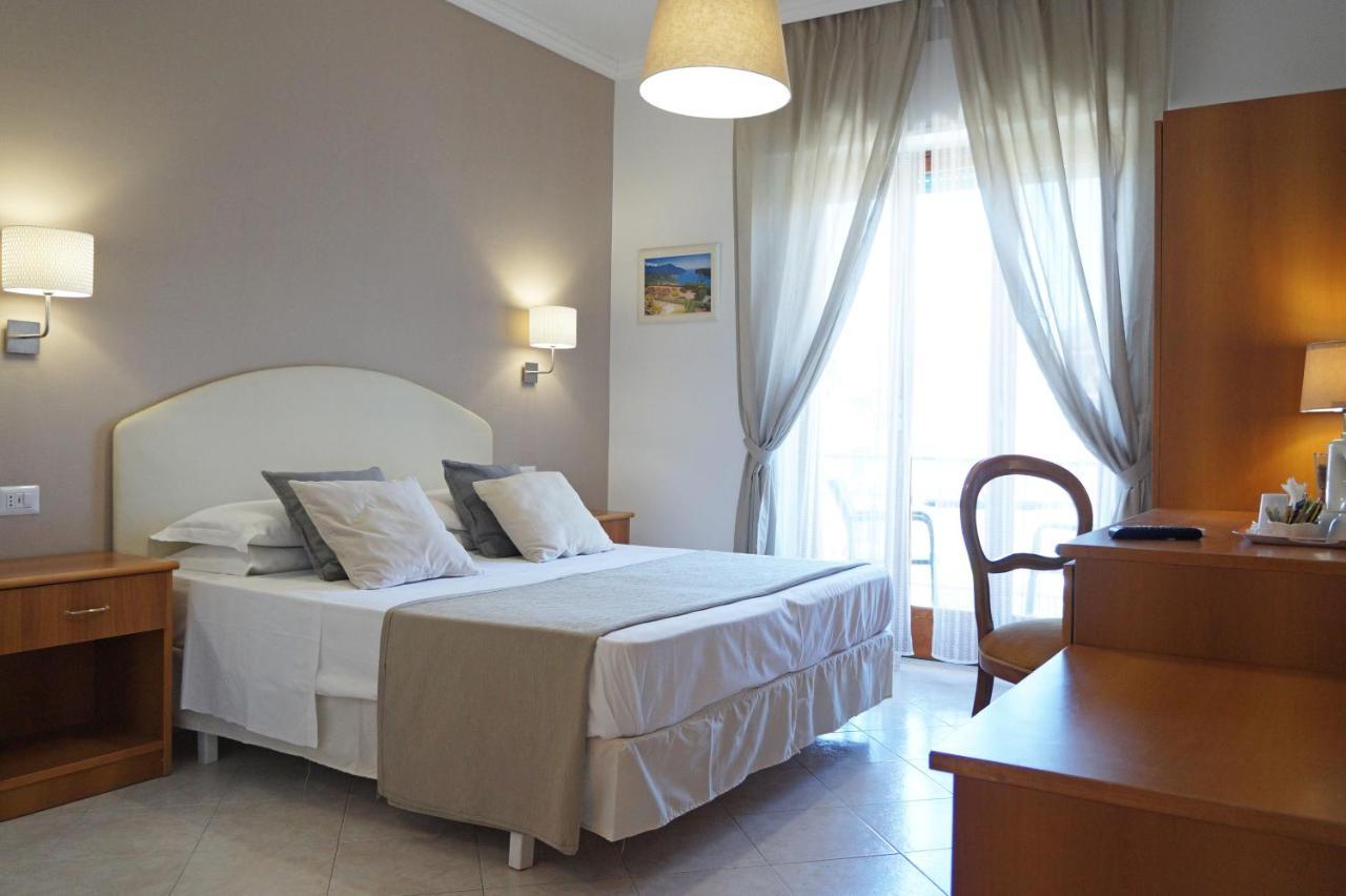 Villa Susy Relais サンタニェッロ エクステリア 写真